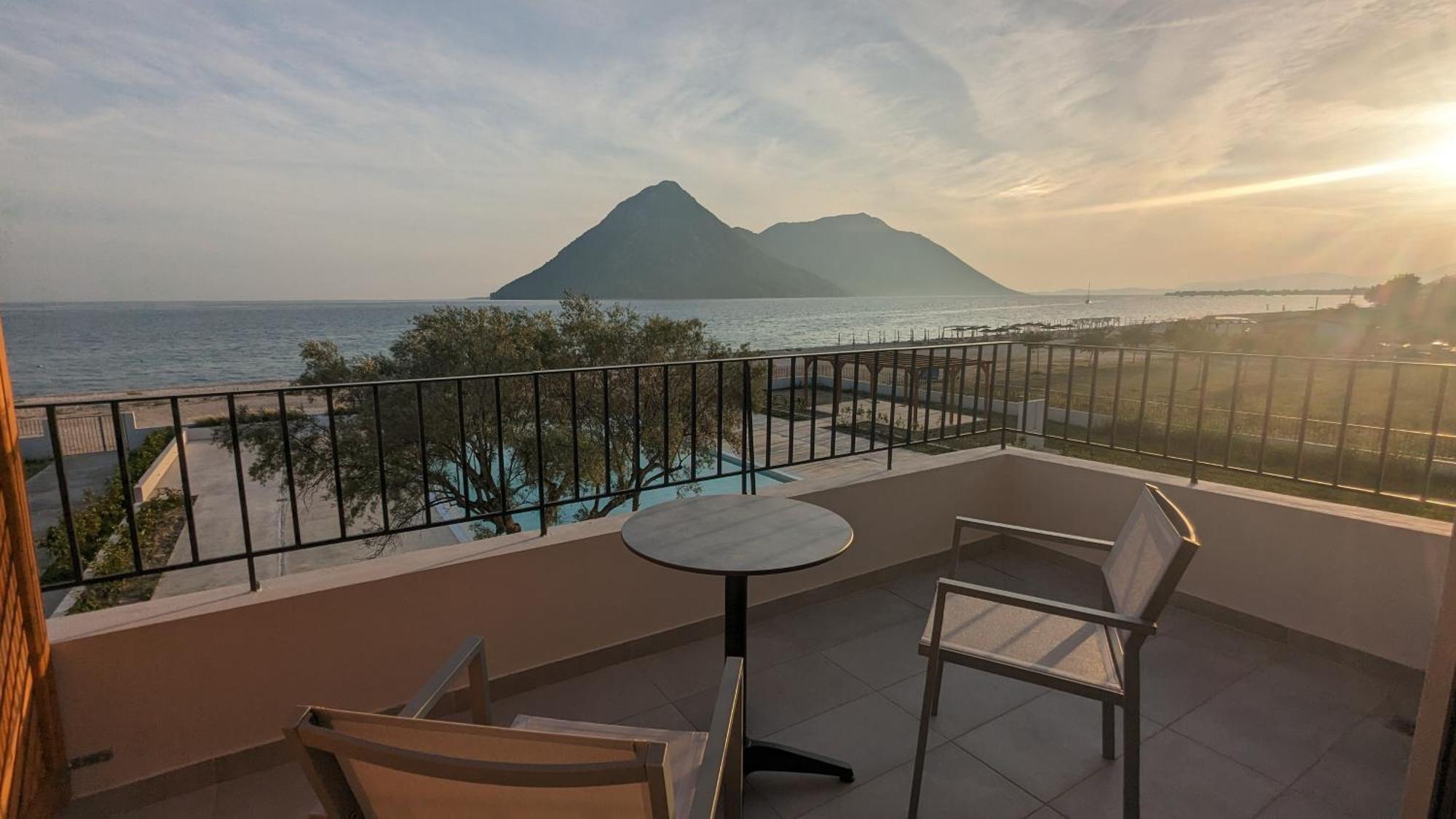 Costa Ionica - Mytikas Seaside Hotel Ngoại thất bức ảnh